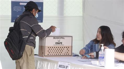 Los Antecedentes De Los Candidatos En Nueve Regiones Que Van A Segunda