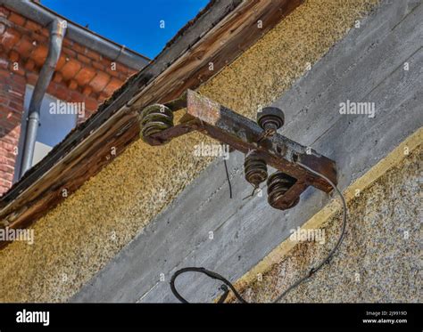 Stromschluss Wechselstrom Drehstrom Leitung Ausleger Draht Kabel