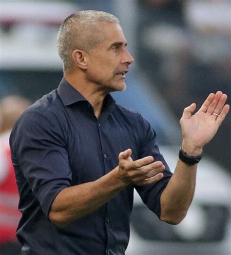 Sylvinho Lembra Medo Do Rebaixamento No Corinthians E Avalia Trabalho