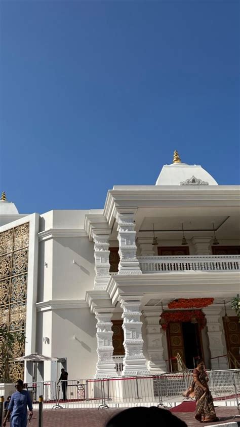 DUBAI TEMPLE | Hindu temple, Dubai, Place of worship