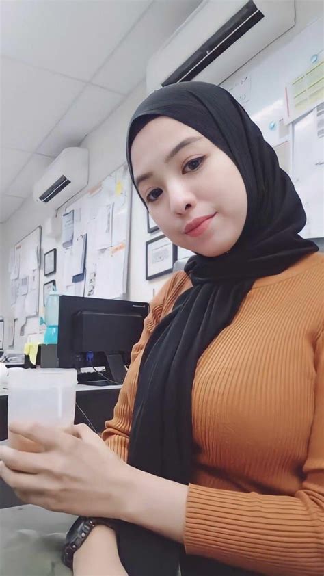 Pin On Tudung Malay Big Boobs