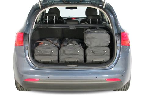 Travel Bags Kia Cee D Sportswagon JD Car Bags