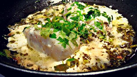 Chez Maximka: Cod in soured cream sauce