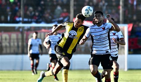 Las mejores fotos de Puerto Madryn vs Colón El Litoral