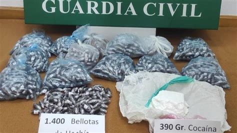 Un Control Rutinario Localiza En Un Vehículo Cocaína Y Hachís Por Más