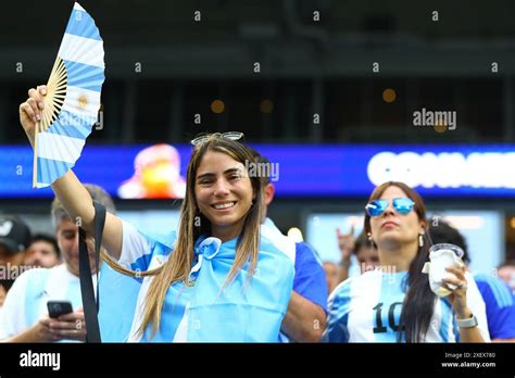 Argentinas Fans Jubeln Ihr Team Beim Copa America Usa Dem