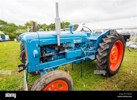 Fordson major diesel tractor hi-res stock photography and images - Alamy