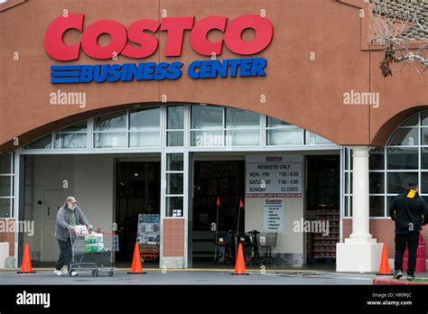 Costco Hours Hayward Business Center Crohey