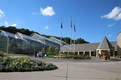 Lauritzen Gardens - Omaha's Botanical Center in Nebraska