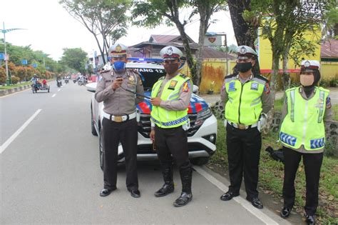 Sat Lantas Polres Simeulue Terus Meu Pep Pep Berikan Himbau Cegah COVID