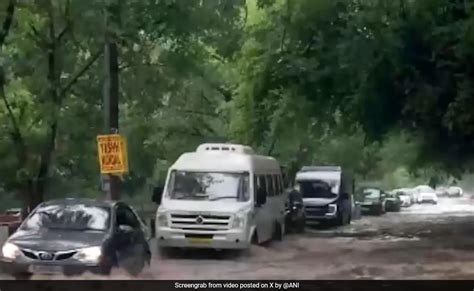 Delhi Rain Delhi Monsoon Delhi Traffic Flooding Traffic Jams In