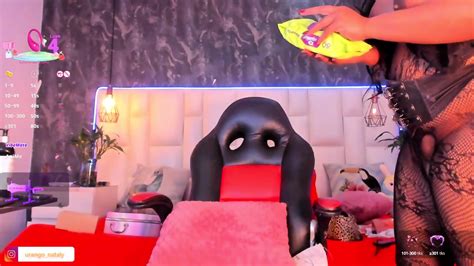 Partiendo Su Vagina Con La Maquina