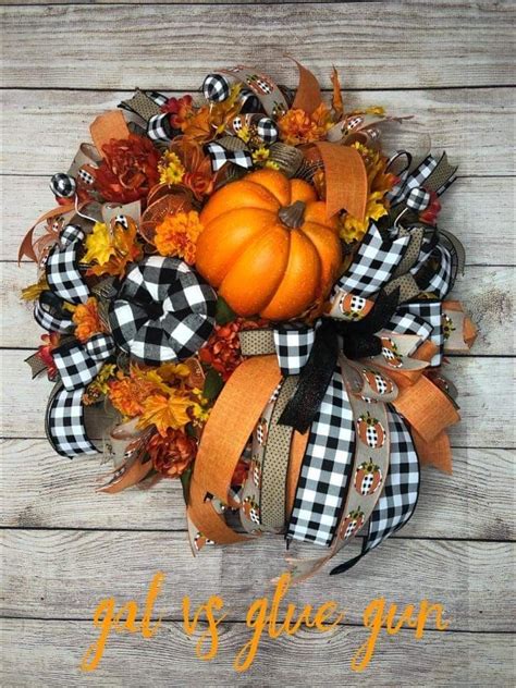 Pin By Jean Hinz On Wreath Frenzy Fall Thanksgiving Wreaths Fall