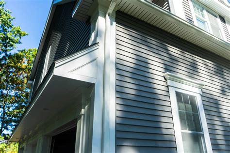 10 Vinyl Siding Tools You Should Be Using For Installation