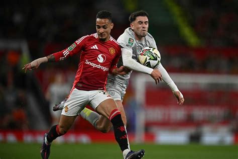 Copa Da Liga Inglesa Manchester United Avan A Goleada Direito