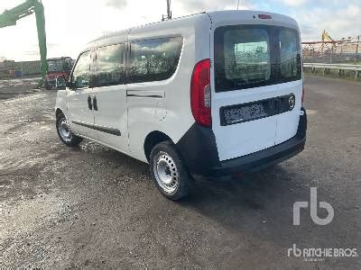 Fourgon Utilitaire FIAT DOBLO MAXI 4x2 D Occasion 2018 En Vente ID