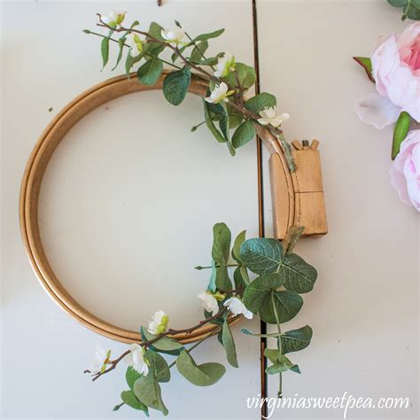 Diy Spring Embroidery Hoop Wreath Sweet Pea