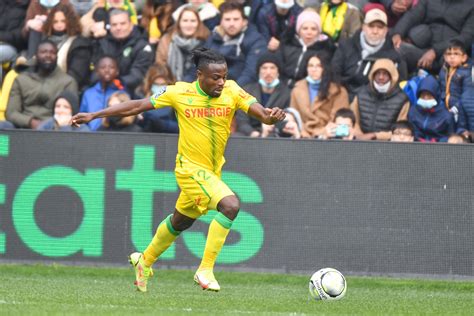 Fc Nantes Moses Simon Vers La Premier League Kombouar Ne Va Pas