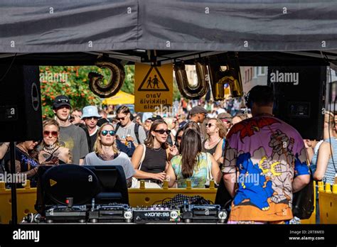 Dj Booth Hi Res Stock Photography And Images Alamy