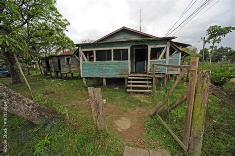 Indianer Dorf Im Lbiosphaerenreservat Las Marias Honduras Foto De