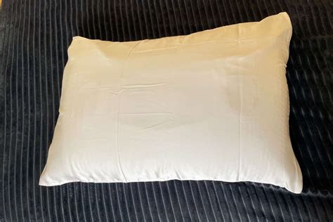 The 10 Best Silk Pillowcases of 2023, Tested and Reviewed