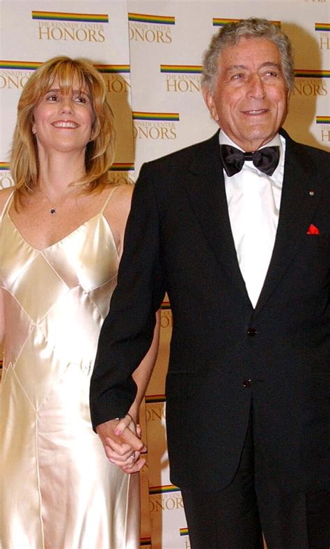 Tony Bennett And Wife Susan Benedetto A Timeline Of Their Relationship
