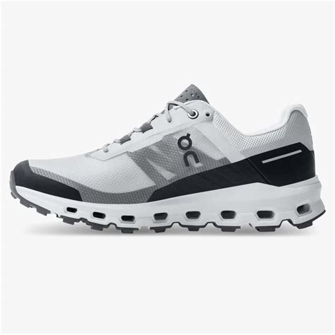 On Running Cloud Shoes Women's Cloudvista-Glacier | Black [Cloudglacier ...