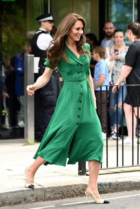 Kate Middleton Debuts A New £2 790 Suzannah London Dress For Visit To