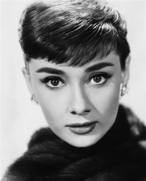 Le Fotografie Pi Belle Di Audrey Hepburn Fem