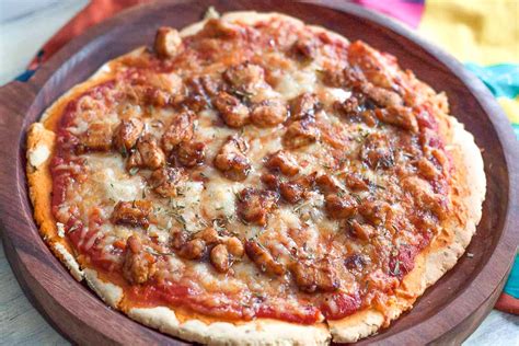 Chicken Barbecue Pizza Recipe Recipefiesta