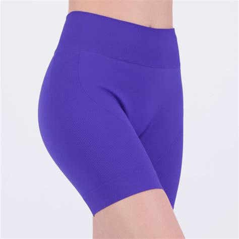 Shorts Selene Canelado Sem Costura Feminino Roxo Futfanatics