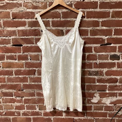 Vanity Fair Vintage Antron Nylon Nude Nightgown Slip Gem