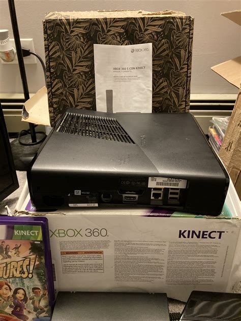 Microsoft Xbox 360 S 4gb Kinect Bundle 14391414 In Box With Game Tested 885370235876 Ebay