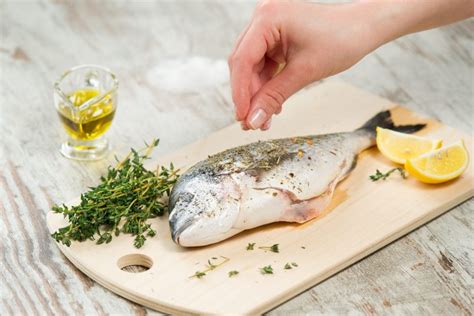 Escuela De Nutrición Y Dietética Explica Por Qué El Pescado Es Un Alimento Imprescindible En La