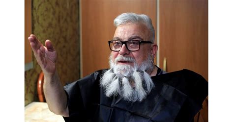 Как "24 часа" подстрига брадата на Владо Пенев (Видео, снимки)