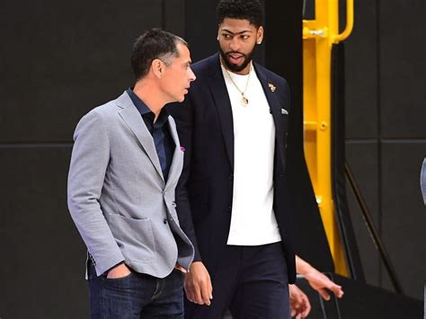 La Lakers Promote Gm Pelinka Extend Contract Canoecom