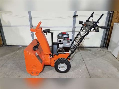 Ariens Compact 24 Snowblower 2 Cycle Briggs And Straton Engine Welectric Start And Headlight