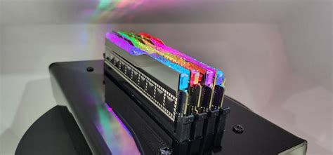 G Skill Shows Off Shiny Ddr Memory Kits In Trident Z Royal Elite Z