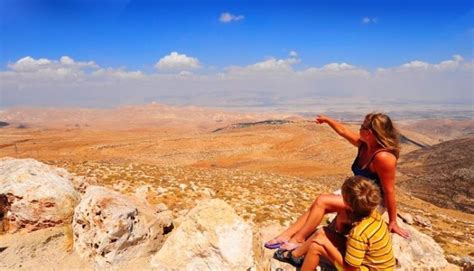 Moving And Living In Israel