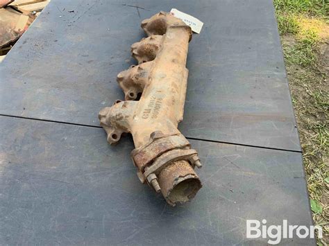 1967 70 Chevrolet Camaro Chevelle Rh Exhaust Manifold Bigiron Auctions