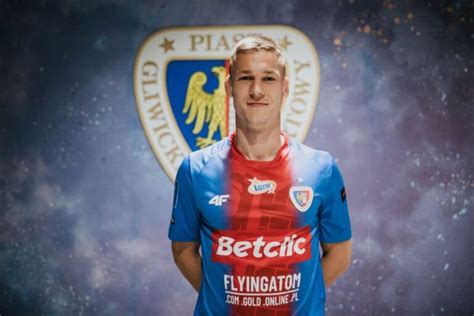 Piast Gliwice Sobczyk Odchodzi Z Klubu