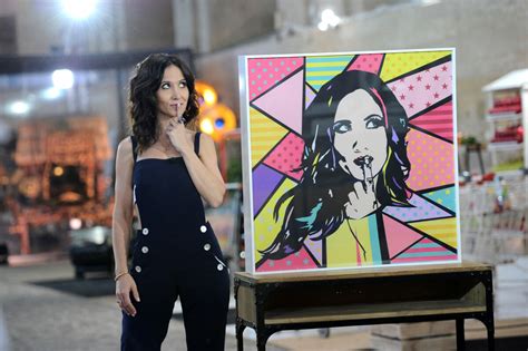 Photo Exclusif Fabienne Carat Et Son Autoportrait En Plexiglass