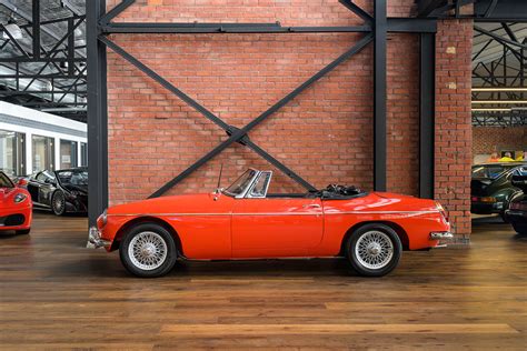 Mgb Mk Roadster O Drive Richmonds Classic And Prestige Cars