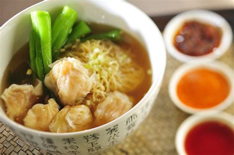 Hong Kong Style Wonton Noodle Soup Asian Recipes Food Wonton Noodle Soup