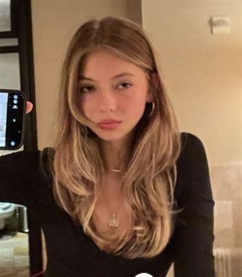 Pin By Rosa On Beauty Inspiration In 2024 Summer Blonde Hair Haircuts For Wavy Hair Light Hair