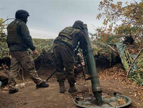 На Донеччині прикордонники знищили бліндаж із окупантами (ВІДЕО ...