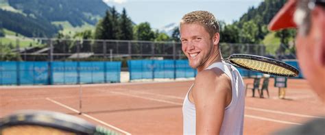 Sportzentrum Gstaad Informationen