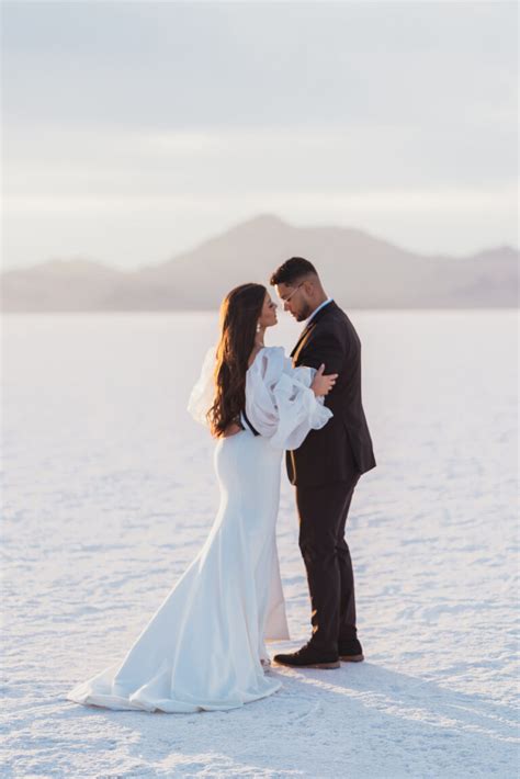 Planning A Bonneville Salt Flats Elopement Elevated Elopement Experience