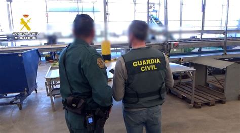 La Guardia Civil desarticula en Motril un grupo criminal que vendió dos