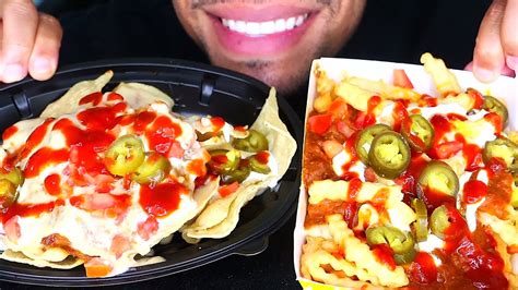 Asmr Loaded Nachos French Fries Queso Cheese Sauce Crunchy Eating Mouth